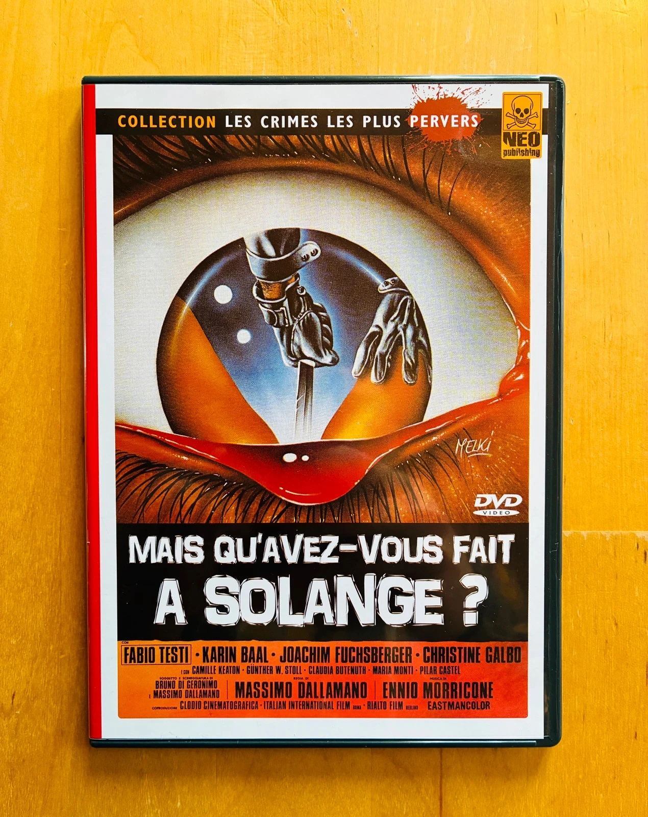 DVD slim Mais qu’avez fait à Solange? Édition Neo Publishing.